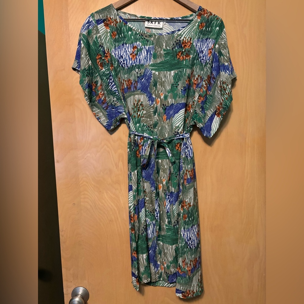Beautiful SKFK Green and Blue tunic dress size 8 💚💙